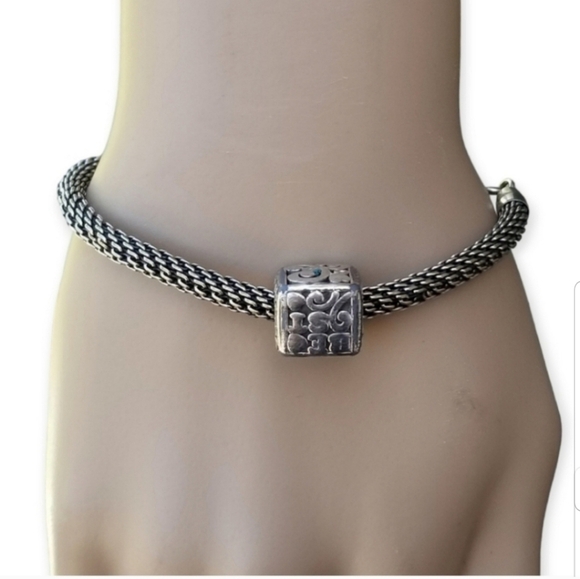 BRIGHTON RETIRED SILVERTONED "BEST MOM" CHARM CABLE CHAIN BRACELET - Picture 1 of 5